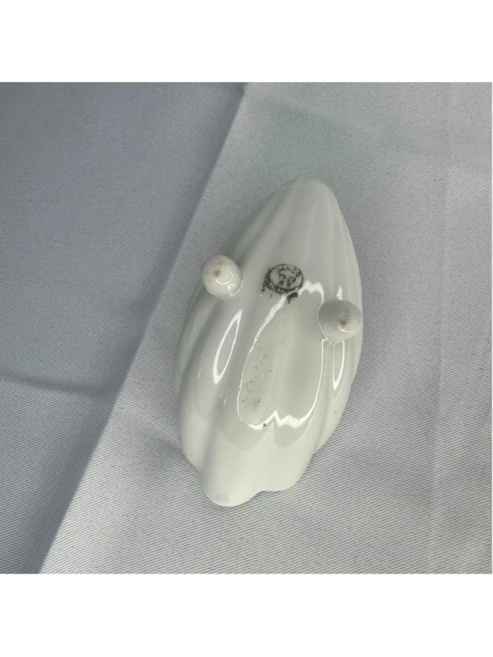 Vintage White Glazed Ceramic Footed Cornucopia Leaf Shell Dish Bowl Troy NY USA